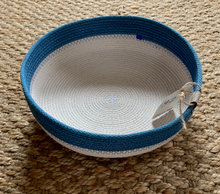 Load image into Gallery viewer, Natural and Indigo Dyed Rope Baskets